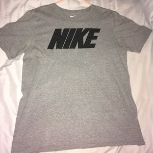 Nike T-Shirt